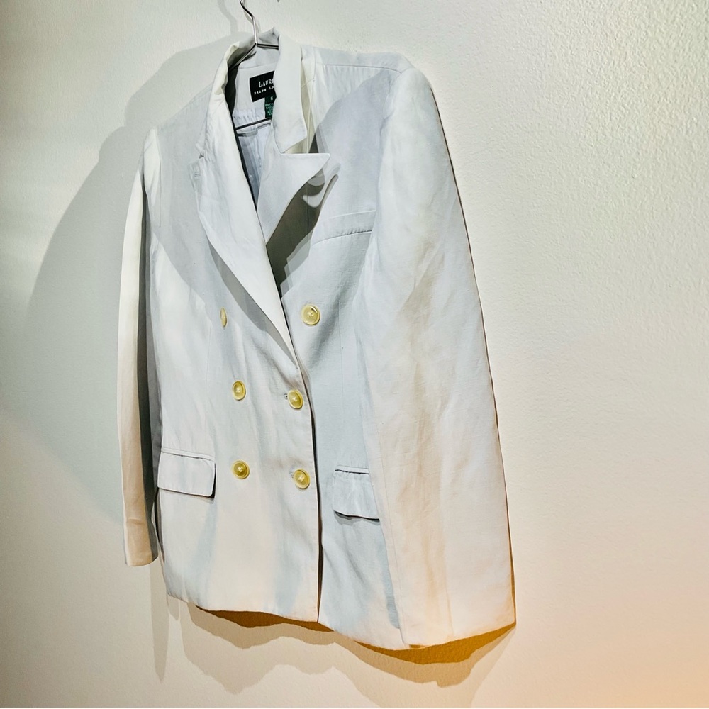 Ralph Lauren Double-Breasted White Blazer with Gold Buttons Size 6 - Picture 12 of 13